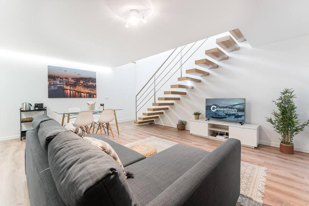 Guestready - Oporto Spotlight - Left Apartment Exterior photo